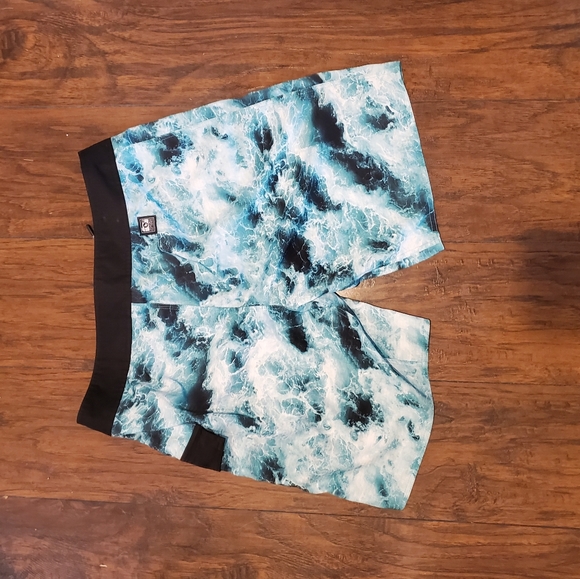 Hippy Tree bathing suit - Picture 3 of 4